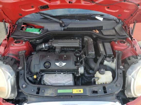 2010 MINI Cooper Hardtop with VIN WMWMF3C52ATZ63438, listed as a Copart auction lot 54424245 with 107,201 mi miles and Clean Title. Bid and sale history available at carsss.com. Image 11.