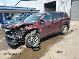 2015 Toyota Highlander LE z VIN 5TDBKRFH7FS117973, wystawiony jako Copart lot #58631385 z przebiegiem 102 642 mil mil oraz Szkoda całkowita • Salvage title. Historia ofert i sprzedaży dostępna na DreamBid. Obrazek 1.