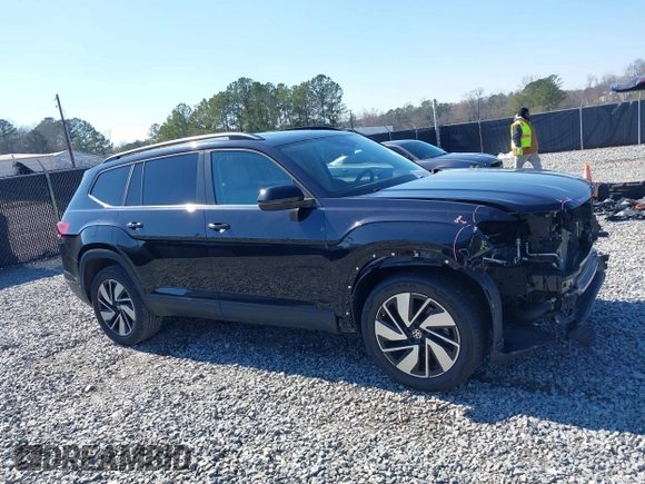 2024 Volkswagen Atlas SE with VIN 1V2JR2CA5RC532574, listed as a IAAI auction lot 41640988 with 24,048 mi miles and . Bid and sale history available at DreamBid. Image 13.