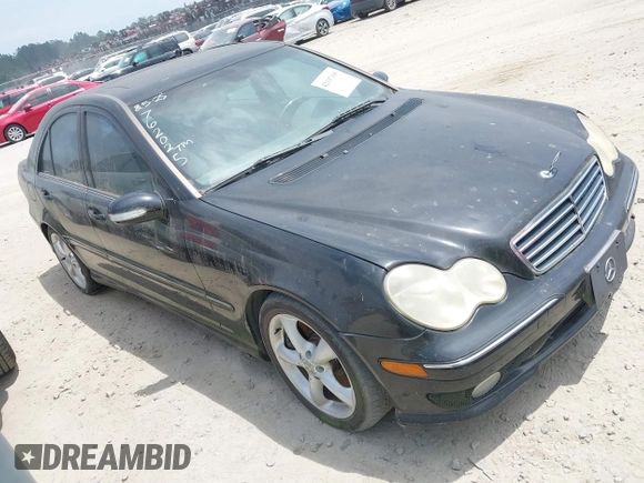 2006 Mercedes-Benz C 230 Sport z VIN WDBRF52H76F762025, wystawiony jako IAAI lot #42197195 z przebiegiem 186 275 mil mil oraz . Historia ofert i sprzedaży dostępna na DreamBid. Obrazek 1.