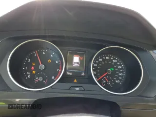 2019 Volkswagen Tiguan S z VIN 3VV0B7AX0KM200859, wystawiony jako Copart lot #53995675 z przebiegiem 71 737 mil mil oraz Szkoda całkowita • Salvage title. Historia ofert i sprzedaży dostępna na DreamBid. Obrazek 9.