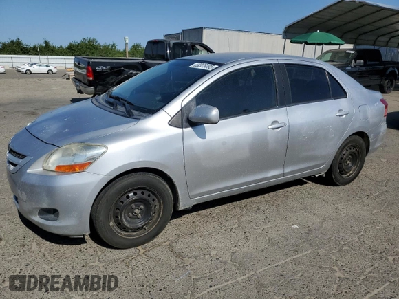 2008 Toyota Yaris z VIN JTDBT923284014501, wystawiony jako Copart lot #59323495 z przebiegiem 425 328 mil mil oraz Czysty tytuł • Clean title. Historia ofert i sprzedaży dostępna na DreamBid. Obrazek 1.
