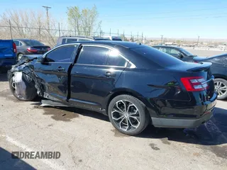 2016 Ford Taurus SHO z VIN 1FAHP2KTXGG153963, wystawiony jako IAAI lot #41825220 z przebiegiem Nie podano mil oraz . Historia ofert i sprzedaży dostępna na DreamBid. Obrazek 13.