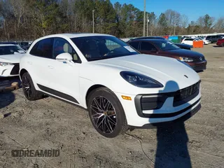 2023 Porsche Macan with VIN WP1AA2A58PLB05187, listed as a IAAI auction lot 41644656 with 32,333 mi miles. Bid and sale history available at carsss.com. Image 1.