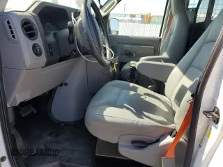 2014 Ford Econoline Cargo Commercial with VIN 1FTNE1EW2EDA41272, listed as a Copart auction lot 60940174 with 249,854 mi miles and Clean title. Bid and sale history available at DreamBid. Image 7.