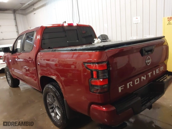 2025 Nissan Frontier PRO-4X with VIN 1N6ED1EK2SN608647, listed as a IAAI auction lot 41536731 with 3,161 mi miles. Bid and sale history available at carsss.com. Image 3.