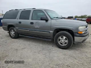 2001 Chevrolet Suburban LS with VIN 3GNEC16T11G166021, listed as a Copart auction lot 46062145 with 309,029 mi miles and Salvage Title. Bid and sale history available at carsss.com. Image 4.