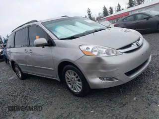 2007 Toyota Sienna XLE with VIN 5TDZK22C37S034932, listed as a IAAI auction lot 41923847 with 1 mi miles. Bid and sale history available at carsss.com. Image 1.