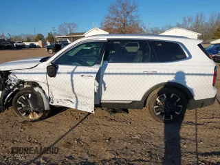 2024 Kia Telluride SX Prestige X-Pro с VIN 5XYP5DGC2RG544613, выставлен на аукционе IAAI как лот 41178884 с пробегом 2 455 миль миль и . История ставок и продаж доступна на DreamBid. Изображение 15.