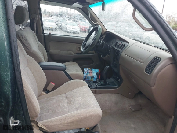 2000 Toyota 4Runner SR5 with VIN JT3HN86R9Y0294975, listed as a IAAI auction lot 41985007 with 218,761 mi miles. Bid and sale history available at carsss.com. Image 5.