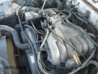 1997 Toyota 4Runner SR5 z VIN JT3GN86RXV0025276, wystawiony jako IAAI lot #43304328 z przebiegiem 306 122 mil mil oraz . Historia ofert i sprzedaży dostępna na DreamBid. Obrazek 12.