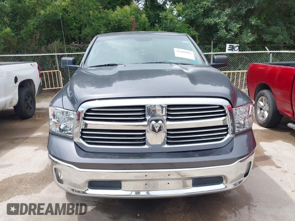2015 Ram 1500 SLT z VIN 1C6RR6GT7FS742111, wystawiony jako IAAI lot #42469927 z przebiegiem 111 130 mil mil oraz . Historia ofert i sprzedaży dostępna na DreamBid. Obrazek 12.