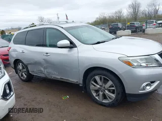 2014 Nissan Pathfinder Platinum with VIN 5N1AR2MM3EC723104, listed as a IAAI auction lot 41903560 with 159,416 mi miles and . Bid and sale history available at DreamBid. Image 13.