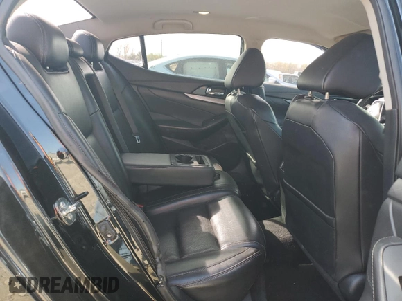 2017 Nissan Maxima SV with VIN 1N4AA6AP8HC401229, listed as a Copart auction lot 50721325 with 224,779 mi miles and Salvage Title. Bid and sale history available at carsss.com. Image 10.