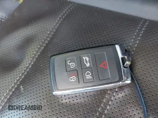 2018 Land Rover Range Rover Sport с VIN SALWR2RE7JA809817, выставлен на аукционе IAAI как лот 42308693 с пробегом 49 933 миль миль и . История ставок и продаж доступна на DreamBid. Изображение 11.