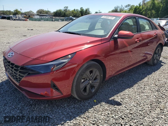 2023 Hyundai Elantra SEL z VIN KMHLM4AG5PU597620, wystawiony jako Copart lot #52069715 z przebiegiem 22 630 mil mil oraz Nie do naprawy • Non repairable. Historia ofert i sprzedaży dostępna na DreamBid. Obrazek 1.