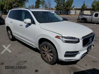 2018 Volvo XC90 Momentum with VIN YV4102CK1J1337654, listed as a Copart auction lot 60894804 with 34,224 mi miles and Salvage Title. Bid and sale history available at carsss.com. Image 4.