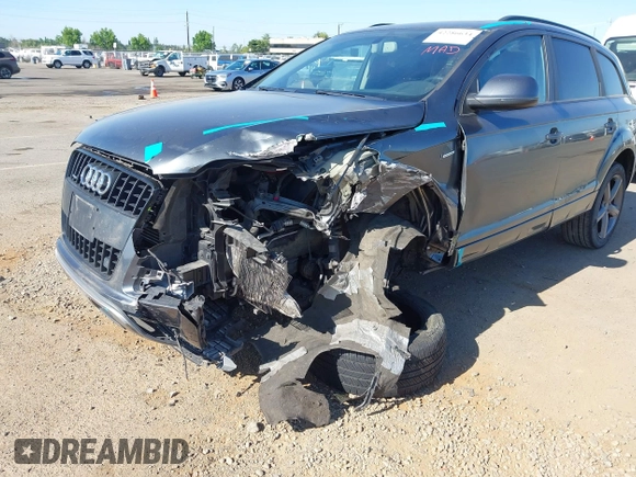 2015 Audi Q7 Premium Plus с VIN WA1LGAFE7FD004558, выставлен на аукционе IAAI как лот 42286634 с пробегом 102 233 миль миль и . История ставок и продаж доступна на DreamBid. Изображение 6.