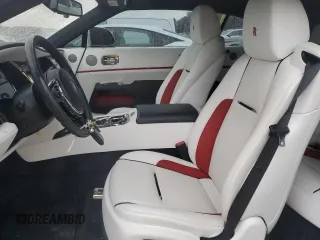 2019 Rolls-Royce Dawn z VIN SCA666D53KU118094, wystawiony jako Copart lot #81755734 z przebiegiem 10 378 mil mil oraz Szkody całkowita. Historia ofert i sprzedaży dostępna na DreamBid. Obrazek 7.