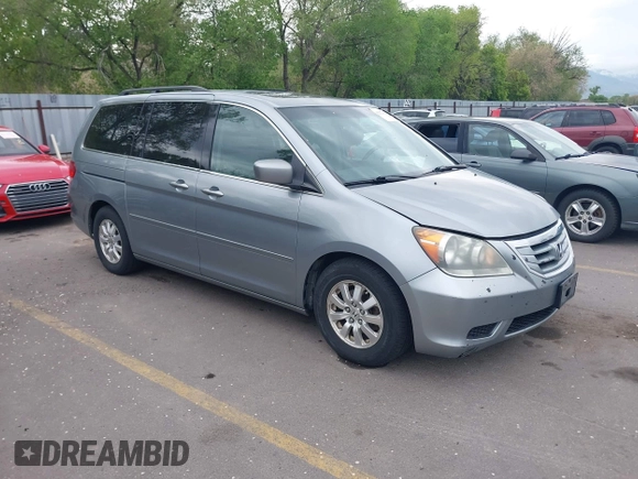 2009 Honda Odyssey EX-L with VIN 5FNRL38629B033203, listed as a IAAI auction lot 42172416 with 261,270 mi miles. Bid and sale history available at carsss.com. Image 1.