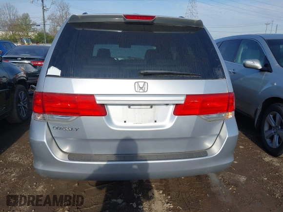 2010 Honda Odyssey EX-L with VIN 5FNRL3H68AB007631, listed as a IAAI auction lot 42064445 with 203,361 mi miles. Bid and sale history available at carsss.com. Image 6.