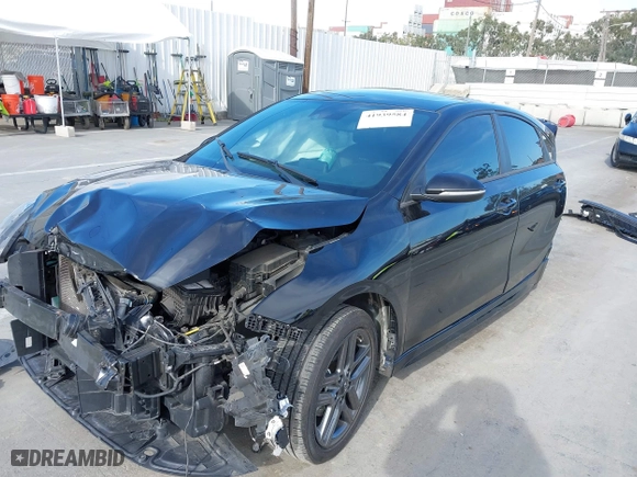 2020 Kia Forte GT-Line with VIN 3KPF34ADXLE157928, listed as a IAAI auction lot 41939584 with 50,937 mi miles. Bid and sale history available at carsss.com. Image 16.