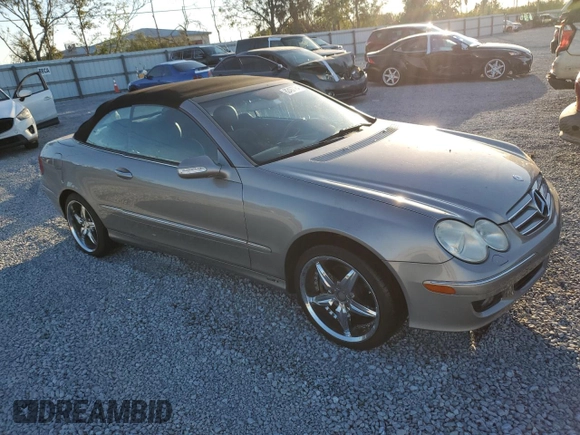 2007 Mercedes-Benz CLK 350 with VIN WDBTK56G47T074702, listed as a Copart auction lot 82407784 with Not Provided miles and Non Repairable. Bid and sale history available at DreamBid. Image 4.