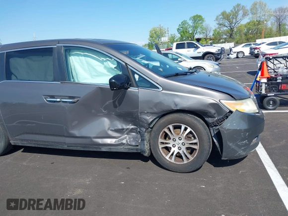 2011 Honda Odyssey EX-L with VIN 5FNRL5H62BB058765, listed as a IAAI auction lot 42017802 with 178,512 mi miles and . Bid and sale history available at carsss.com. Image 6.
