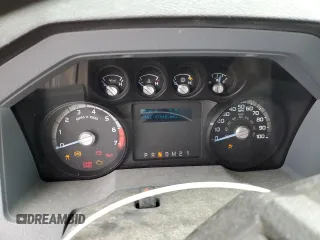 2015 Ford F-250 XLT with VIN 1FTBF2B68FEC56337, listed as a Copart auction lot 50330585 with 47,648 mi miles and Salvage title. Bid and sale history available at DreamBid. Image 9.