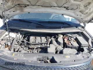 2013 Ford Police Interceptor Utility z VIN 1FM5K8ARXDGC73841, wystawiony jako IAAI lot #41794491 z przebiegiem 177 368 mil mil oraz . Historia ofert i sprzedaży dostępna na DreamBid. Obrazek 10.
