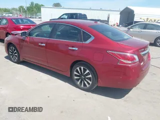 2015 Nissan Altima SV with VIN 1N4AL3AP5FC588001, listed as a IAAI auction lot 42075596 with 110,143 mi miles and . Bid and sale history available at carsss.com. Image 3.