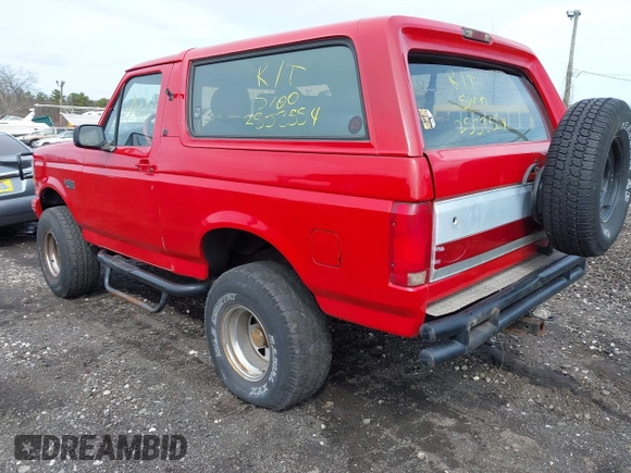 1995 Ford Bronco Custom with VIN 1FMEU15H3SLB26333, listed as a IAAI auction lot 41969398 with Not Provided miles and . Bid and sale history available at DreamBid. Image 3.