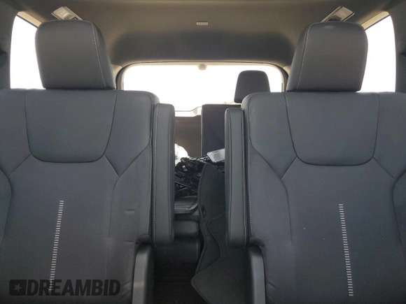 2024 Lexus TX 350 with VIN 5TDAAAB69RS014336, listed as a Copart auction lot 62881705 with 15,943 mi miles and Salvage title. Bid and sale history available at DreamBid. Image 10.