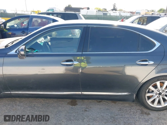 2007 Lexus LS 460 L with VIN JTHGL46F275004734, listed as a IAAI auction lot 42034928 with 201,025 mi miles and . Bid and sale history available at DreamBid. Image 14.