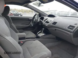 2008 Honda Civic Cpe LX with VIN 2HGFG12608H530474, listed as a IAAI auction lot 42084035 with 182,037 mi miles. Bid and sale history available at carsss.com. Image 5.