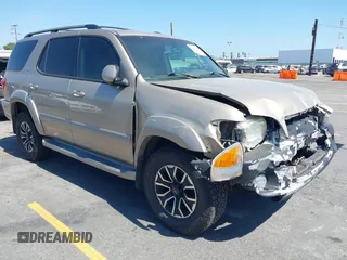 2005 Toyota Sequoia SR5 with VIN 5TDBT44A55S243995, listed as a IAAI auction lot 42171846 with 215,287 mi miles and . Bid and sale history available at DreamBid. Image 1.