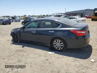 2017 Nissan Altima SR with VIN 1N4AL3AP6HN338788, listed as a Copart auction lot 61636315 with 122,839 mi miles and Salvage title. Bid and sale history available at DreamBid. Image 2.