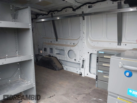 2020 Ford Transit Cargo с VIN 1FTYE1Y87LKA19366, выставлен на аукционе IAAI как лот 42362020 с пробегом 149 830 миль миль и . История ставок и продаж доступна на DreamBid. Изображение 8.