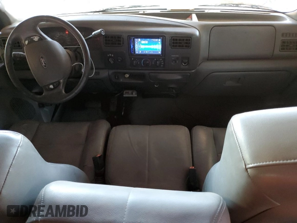 2003 Ford Super Duty F-250 XL with VIN 1FTNX21P33ED65126, listed as a Copart auction lot 88113565 with 177,544 mi miles and Salvage Title. Bid and sale history available at carsss.com. Image 8.