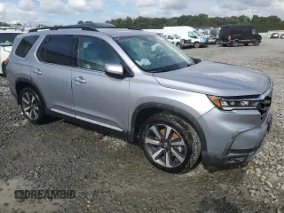 2024 Honda Pilot Touring with VIN 5FNYG1H75RB008373, listed as a Copart auction lot 68243994 with 0 mi miles and Salvage Title. Bid and sale history available at carsss.com. Image 4.