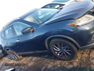 2016 Nissan Rogue SL z VIN 5N1AT2MT9GC782556, wystawiony jako IAAI lot #41833213 z przebiegiem 152 236 mil mil oraz . Historia ofert i sprzedaży dostępna na DreamBid. Obrazek 13.