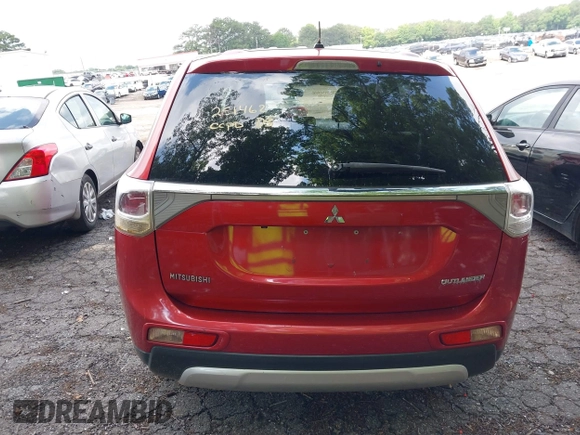 2015 Mitsubishi Outlander SE with VIN JA4AD3A35FZ005812, listed as a IAAI auction lot 42302752 with 165,483 mi miles and . Bid and sale history available at DreamBid. Image 16.