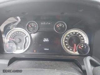 2014 Ram 2500 SLT with VIN 3C6TR5DT3EG304843, listed as a IAAI auction lot 41106277 with 71,553 mi miles. Bid and sale history available at carsss.com. Image 7.