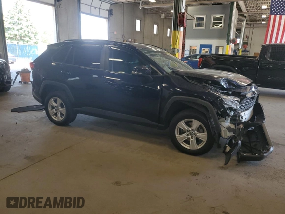 2019 Toyota RAV4 XLE with VIN 2T3P1RFV9KW030373, listed as a Copart auction lot 56887845 with 131,835 mi miles and Salvage title. Bid and sale history available at DreamBid. Image 4.