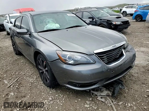 2012 Chrysler 200 S with VIN 1C3CCBHG9CN162092, listed as a Copart auction lot 53991634 with 145,094 mi miles and Salvage Title. Bid and sale history available at carsss.com. Image 10.