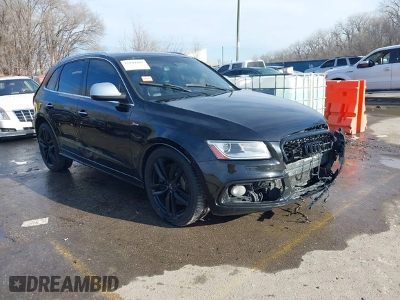 2015 Audi SQ5 Premium Plus z VIN WA1CGAFP2FA034960, wystawiony jako IAAI lot #41144485 z przebiegiem 185 382 mil mil oraz . Historia ofert i sprzedaży dostępna na DreamBid. Obrazek 1.