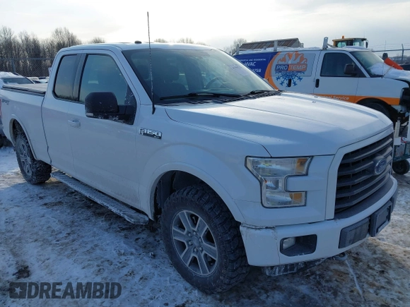 2016 Ford F-150 XLT with VIN 1FTFX1EF4GFC28082, listed as a IAAI auction lot 41394732 with 122,680 mi miles. Bid and sale history available at carsss.com. Image 1.