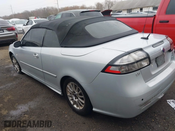 2008 Saab 9-3 with VIN YS3FB79Y586008943, listed as a IAAI auction lot 41772083 with 117,697 mi miles. Bid and sale history available at carsss.com. Image 3.