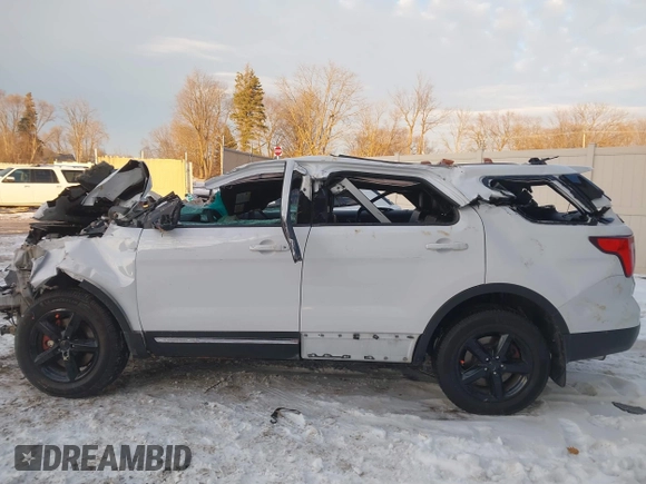 2017 Ford Explorer XLT с VIN 1FM5K8D84HGA25190, выставлен на аукционе IAAI как лот 41429617 с пробегом Не указан миль и . История ставок и продаж доступна на DreamBid. Изображение 13.