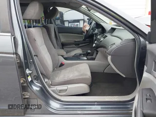 2009 Honda Accord LX-P z VIN 1HGCP26469A079617, wystawiony jako IAAI lot #42135919 z przebiegiem 189 018 mil mil oraz . Historia ofert i sprzedaży dostępna na DreamBid. Obrazek 5.
